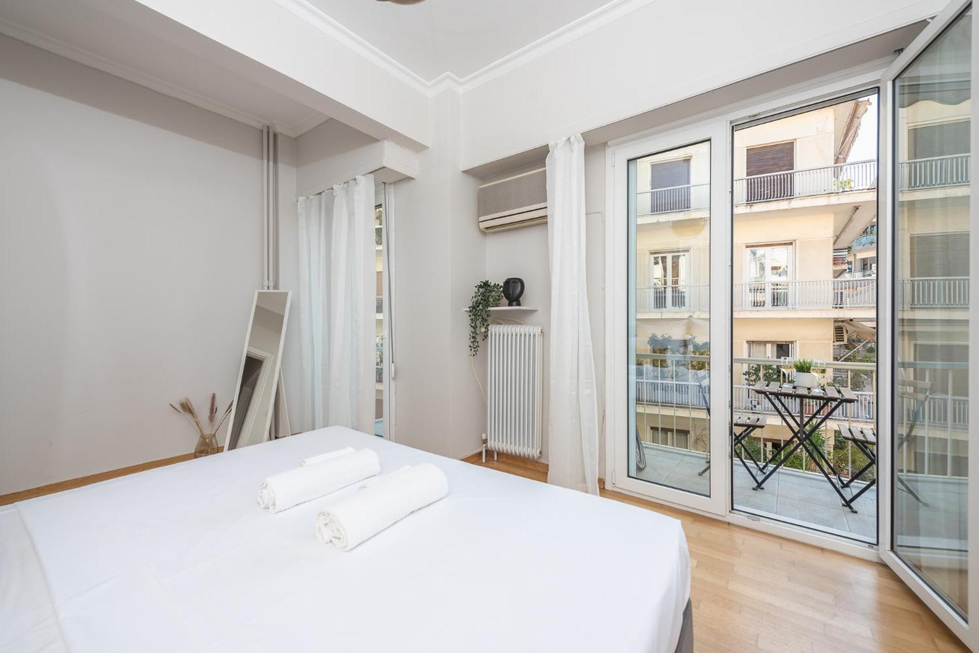Spacious 2Bds Apt With Acropolis View In Center Atenas Exterior foto